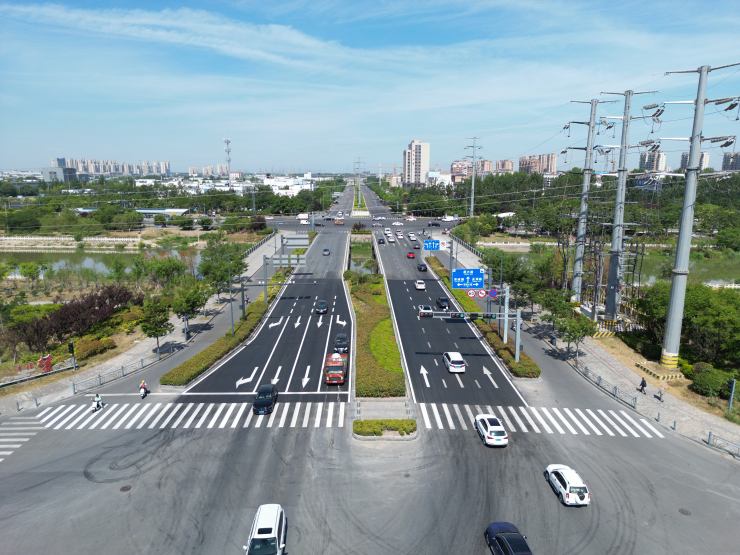 static/picture/1科苑路苍梧路振华路振华桥跳车段改造工程稿件1.jpg